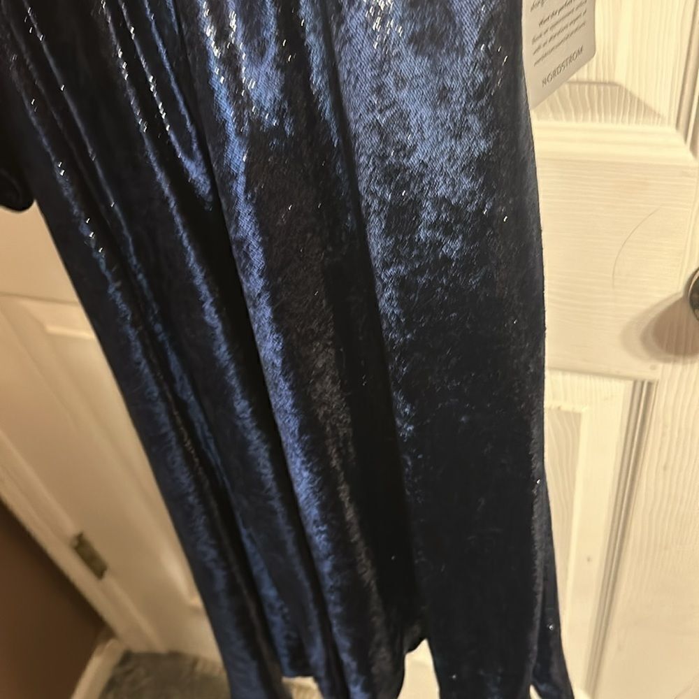 Amsale Metallic Velvet Draped Gown Size 4 NWT - Picture 11 of 13